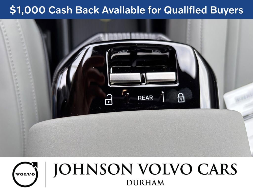 New 2025 Volvo EX30 Plus w/ Protection Package Premier image 11