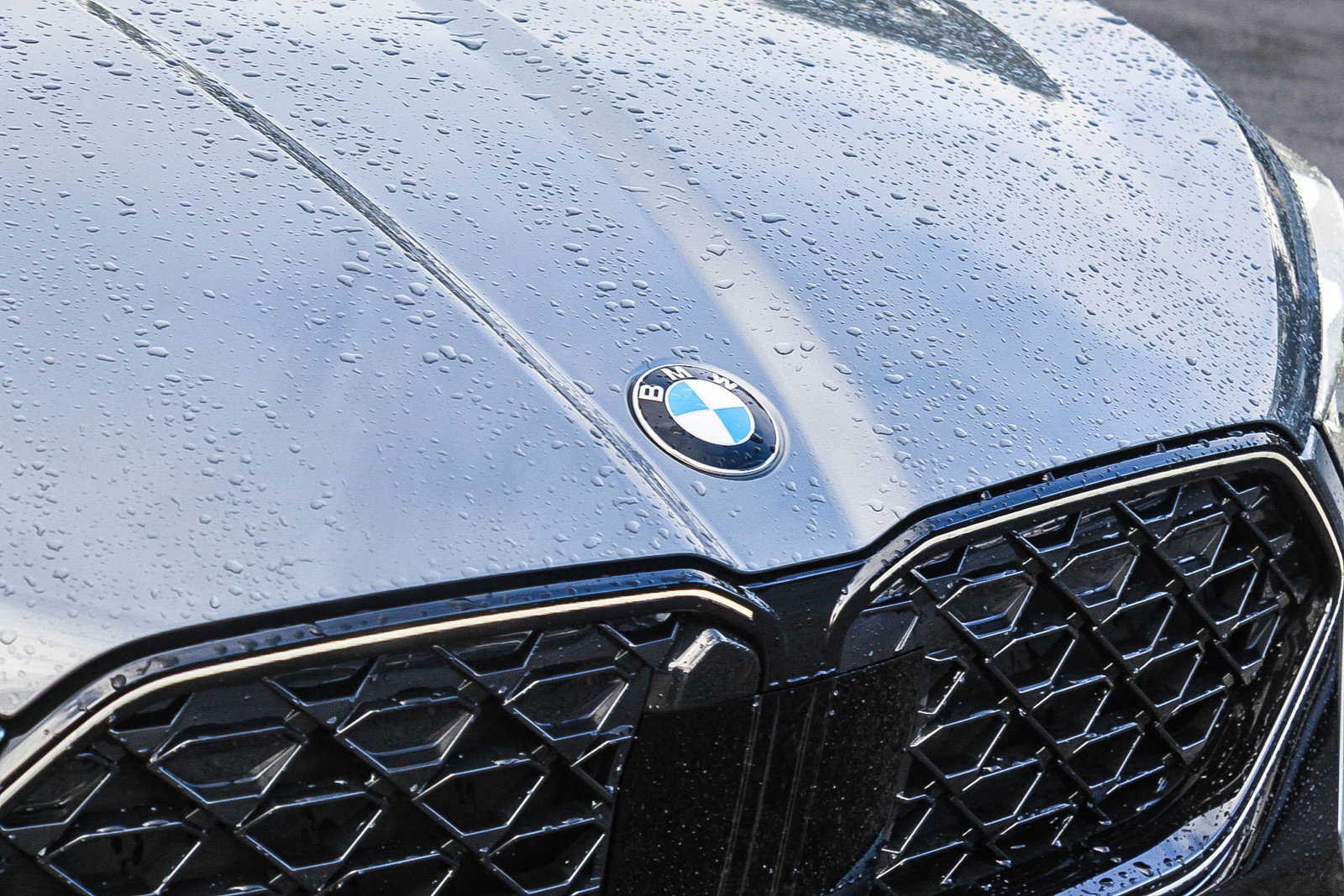 Certified 2025 BMW X2 xDrive28i w/ M Sport Package image 9