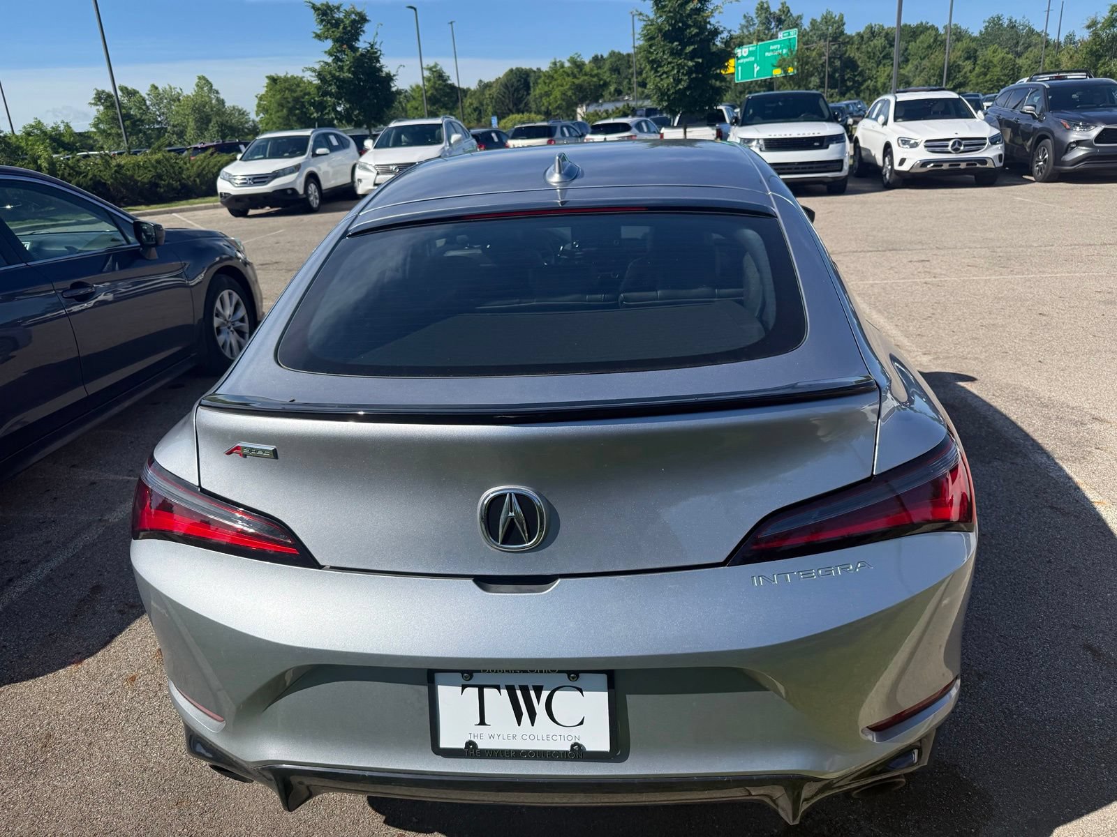 Used 2023 Acura Integra A-Spec FWD image 6
