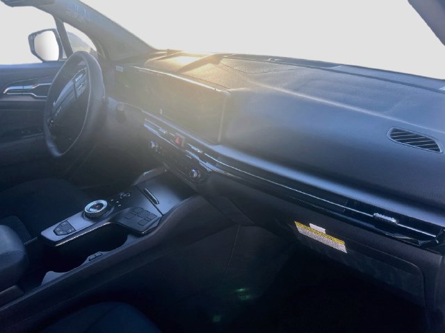 New 2027 Kia Sportage LX FWD image 26