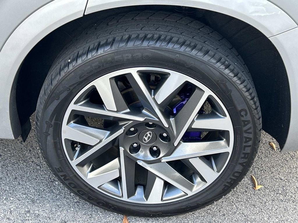 Used 2023 Hyundai Santa Fe Calligraphy image 16
