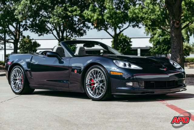 Used 2013 Chevrolet Corvette 427 w/ 1SB Preferred Equipment Group RWD image 5