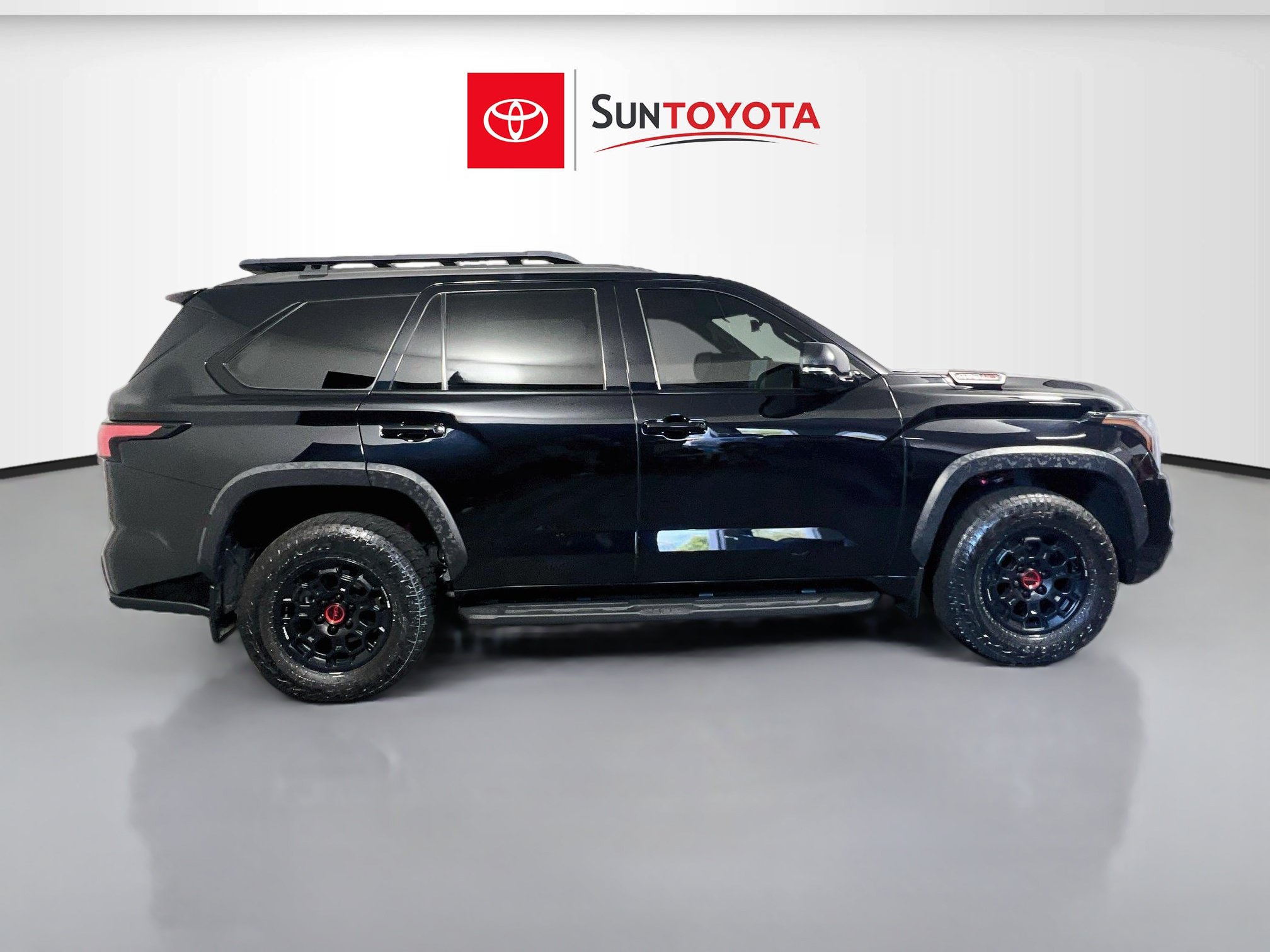 Used 2025 Toyota Sequoia TRD Pro AWD/4WD image 2