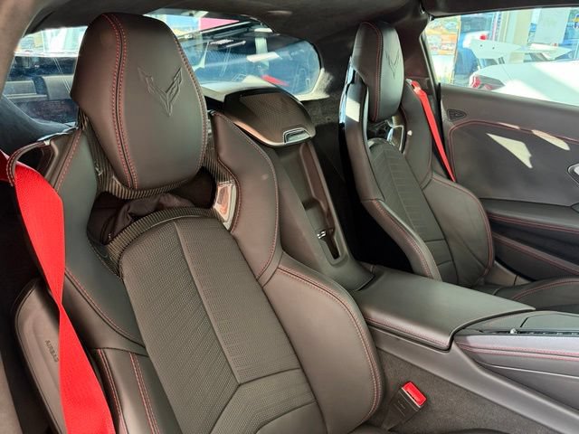 Used 2021 Chevrolet Corvette Stingray Premium Cpe w/ Z51 Performance Package RWD image 16