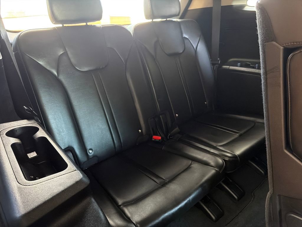Used 2024 Kia Sorento S w/ Panoramic Sunroof Package FWD image 33