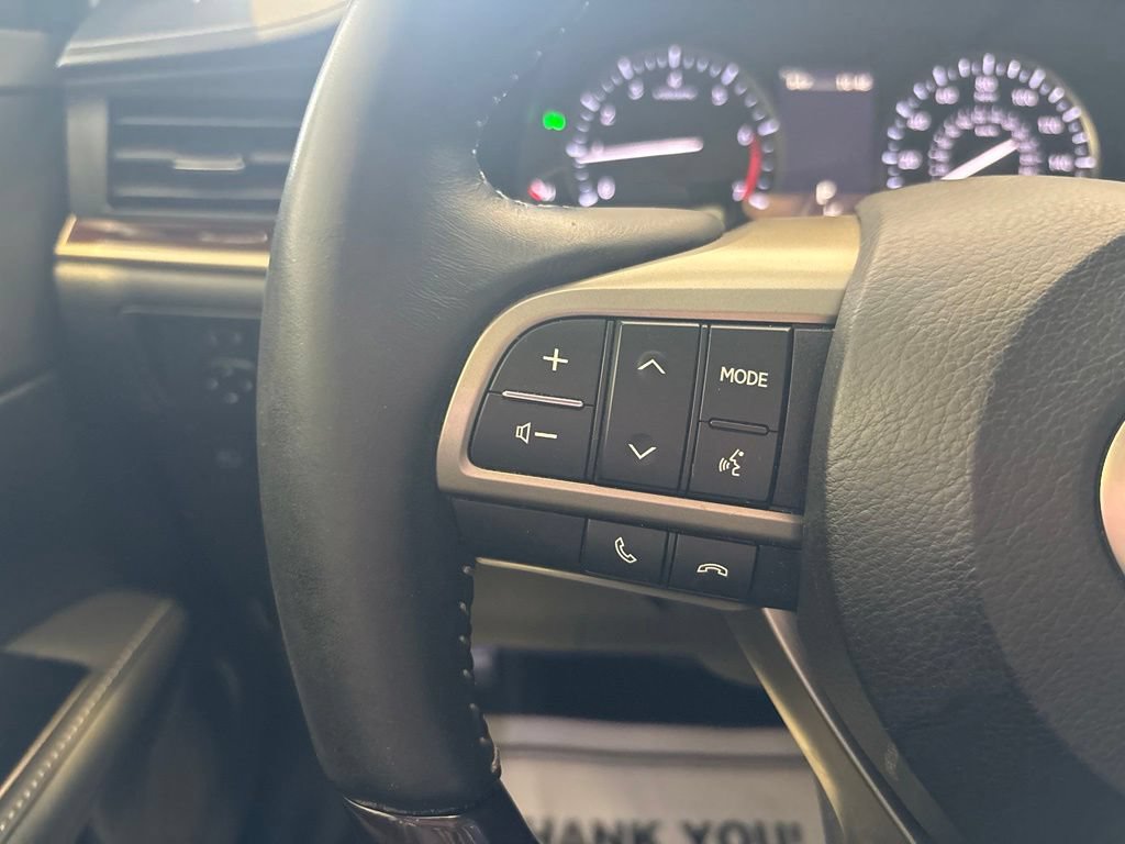 Used 2016 Lexus ES 350 w/ Luxury Package w/Wood Trim FWD image 25