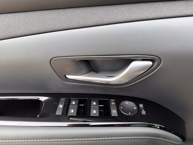 New 2026 Hyundai Tucson Limited AWD/4WD image 17