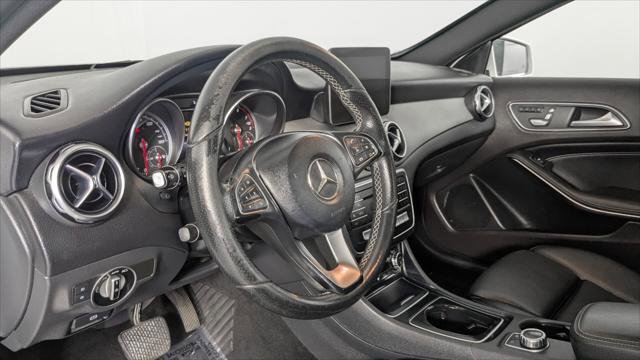 Used 2018 Mercedes-Benz GLA 250 image 26