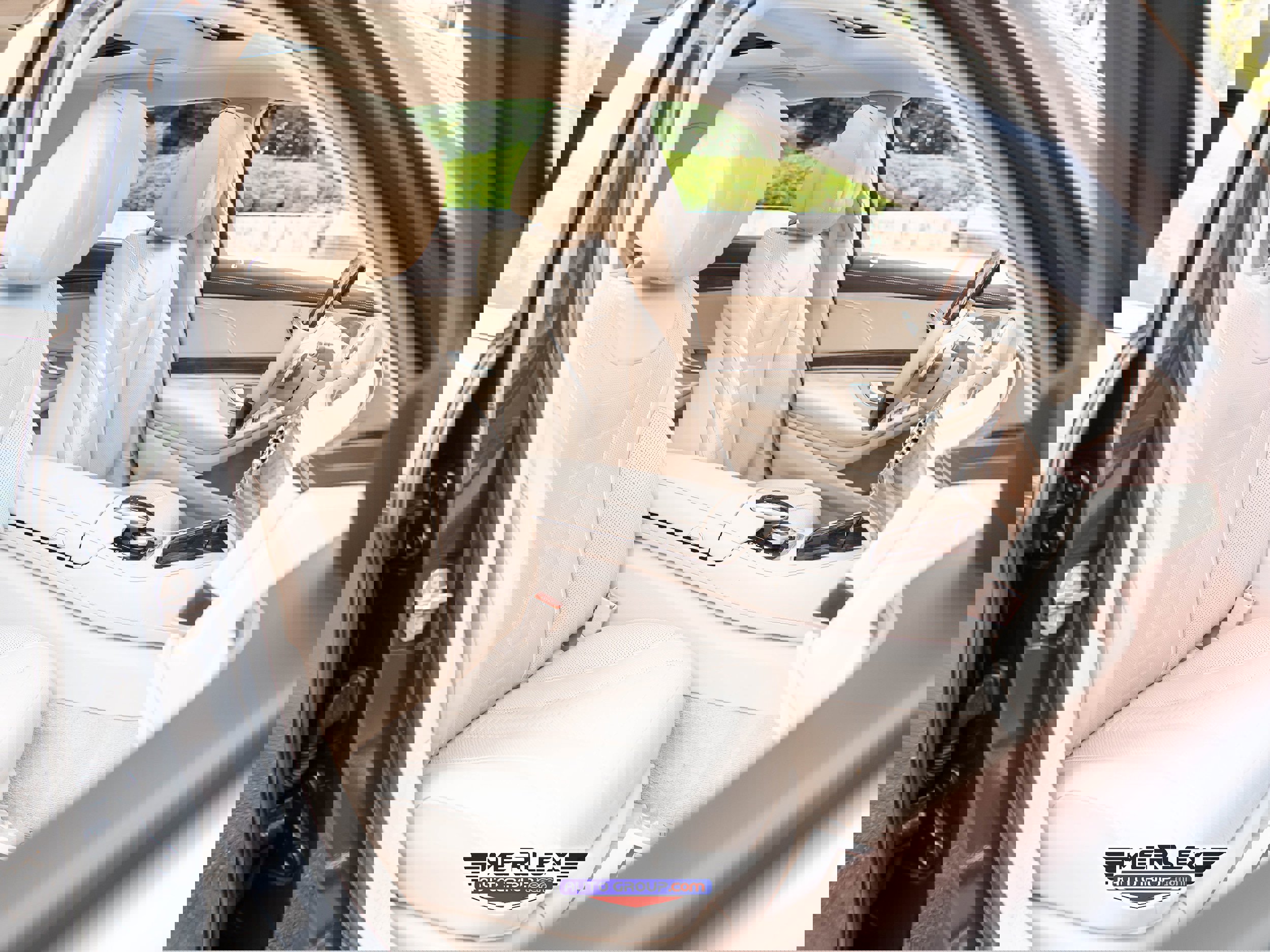 Used 2019 Mercedes-Benz S 560 Sedan image 16