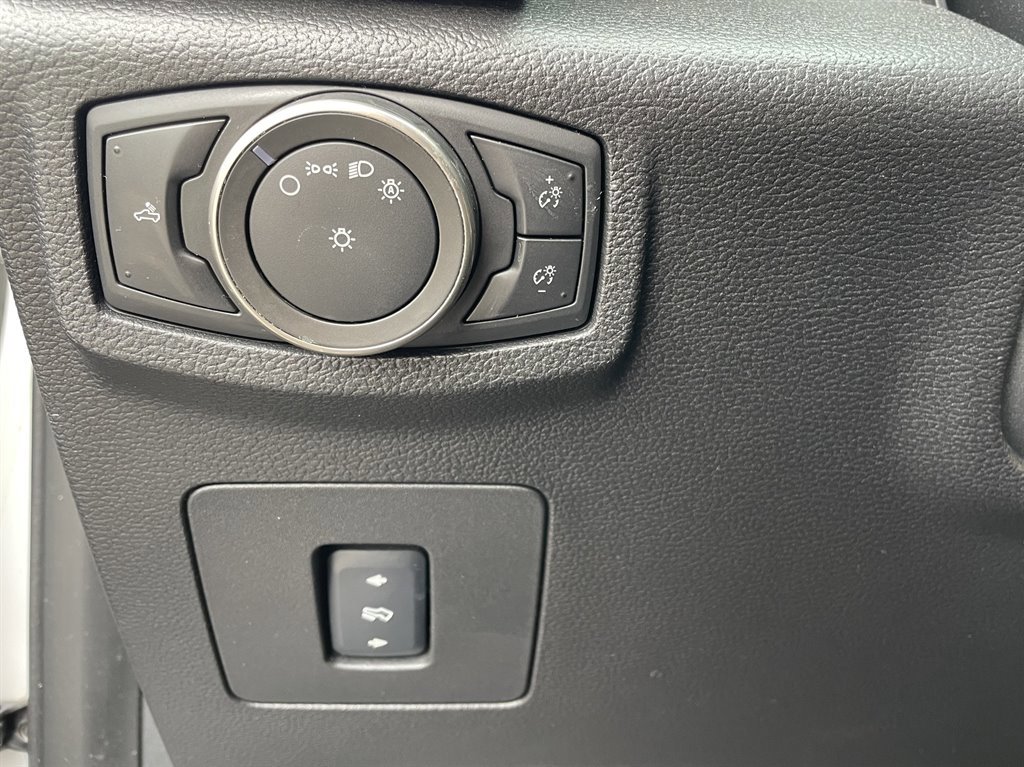 Used 2017 Ford F150 Raptor w/ Equipment Group 801A Mid image 34