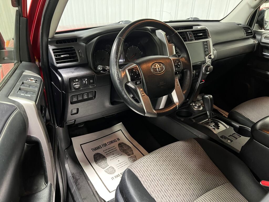 Used 2021 Toyota 4Runner SR5 image 2