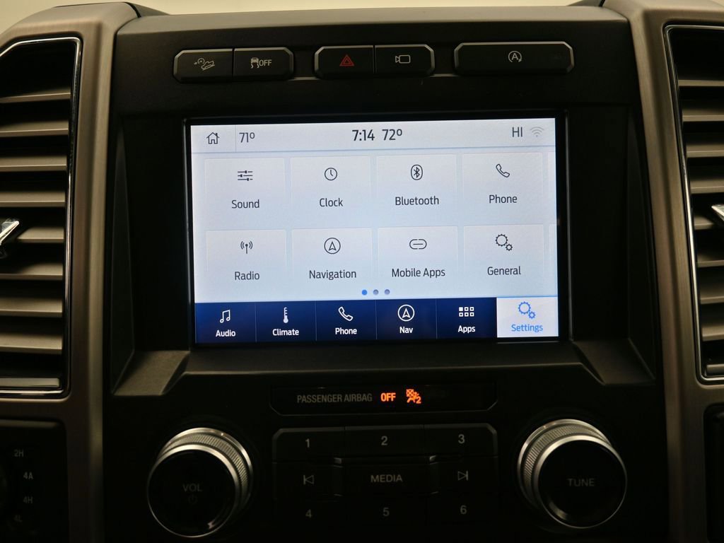 Certified 2020 Ford F150 Platinum w/ Equipment Group 701A Luxury image 9