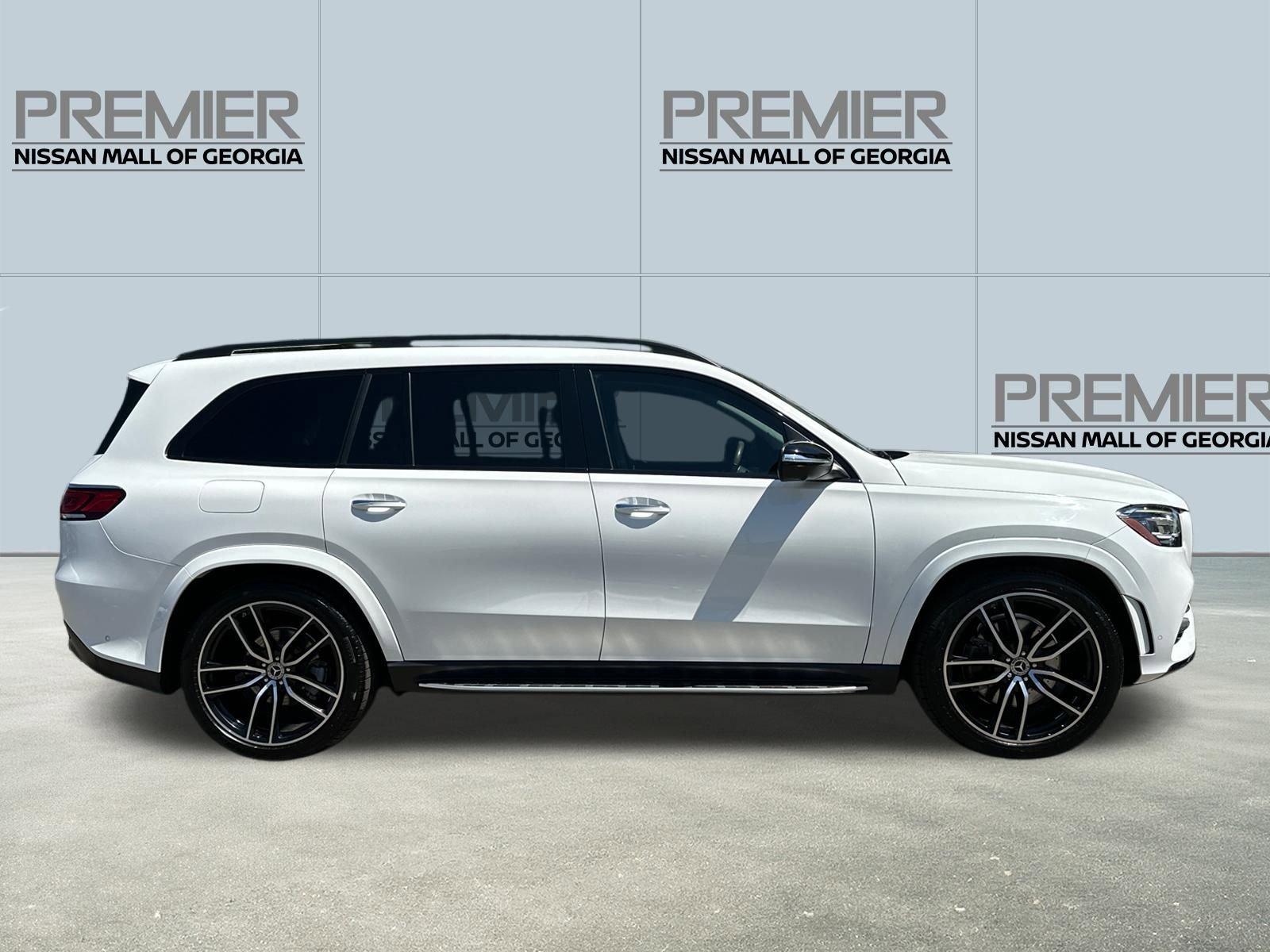 Used 2020 Mercedes-Benz GLS 580 4MATIC image 4