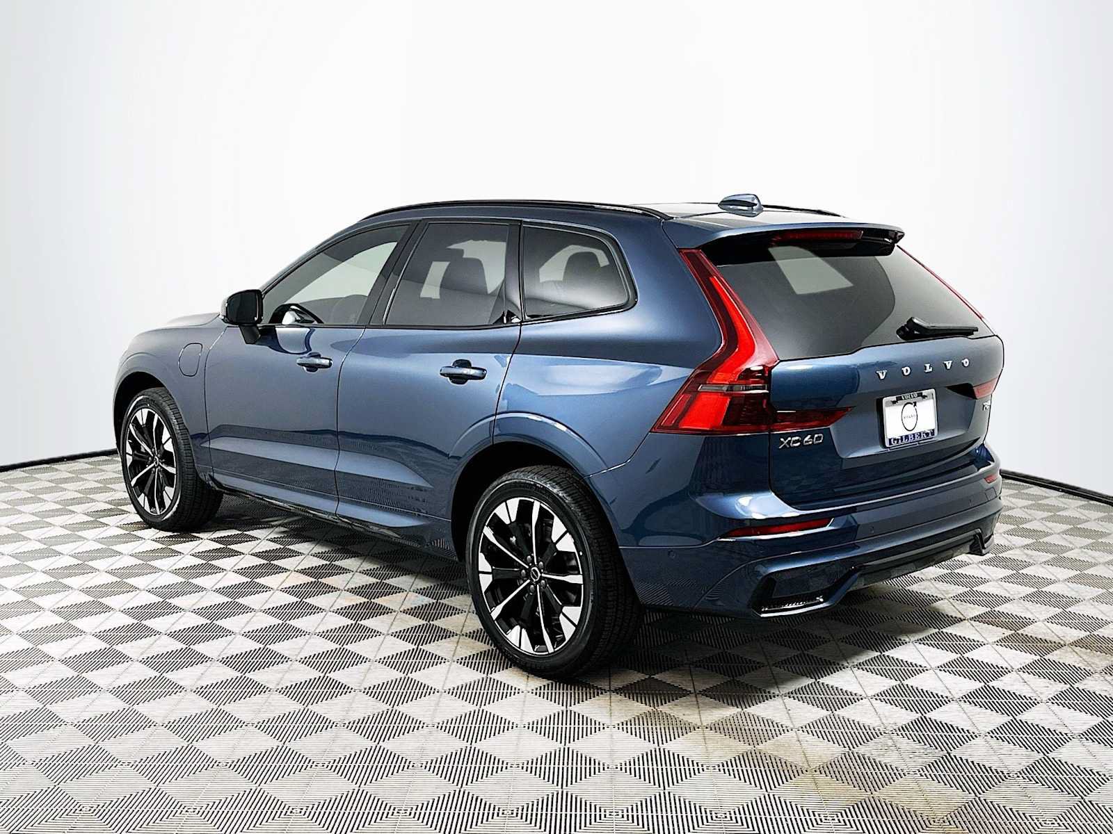 New 2026 Volvo XC60 T8 Plus w/ Protection Package AWD/4WD image 5