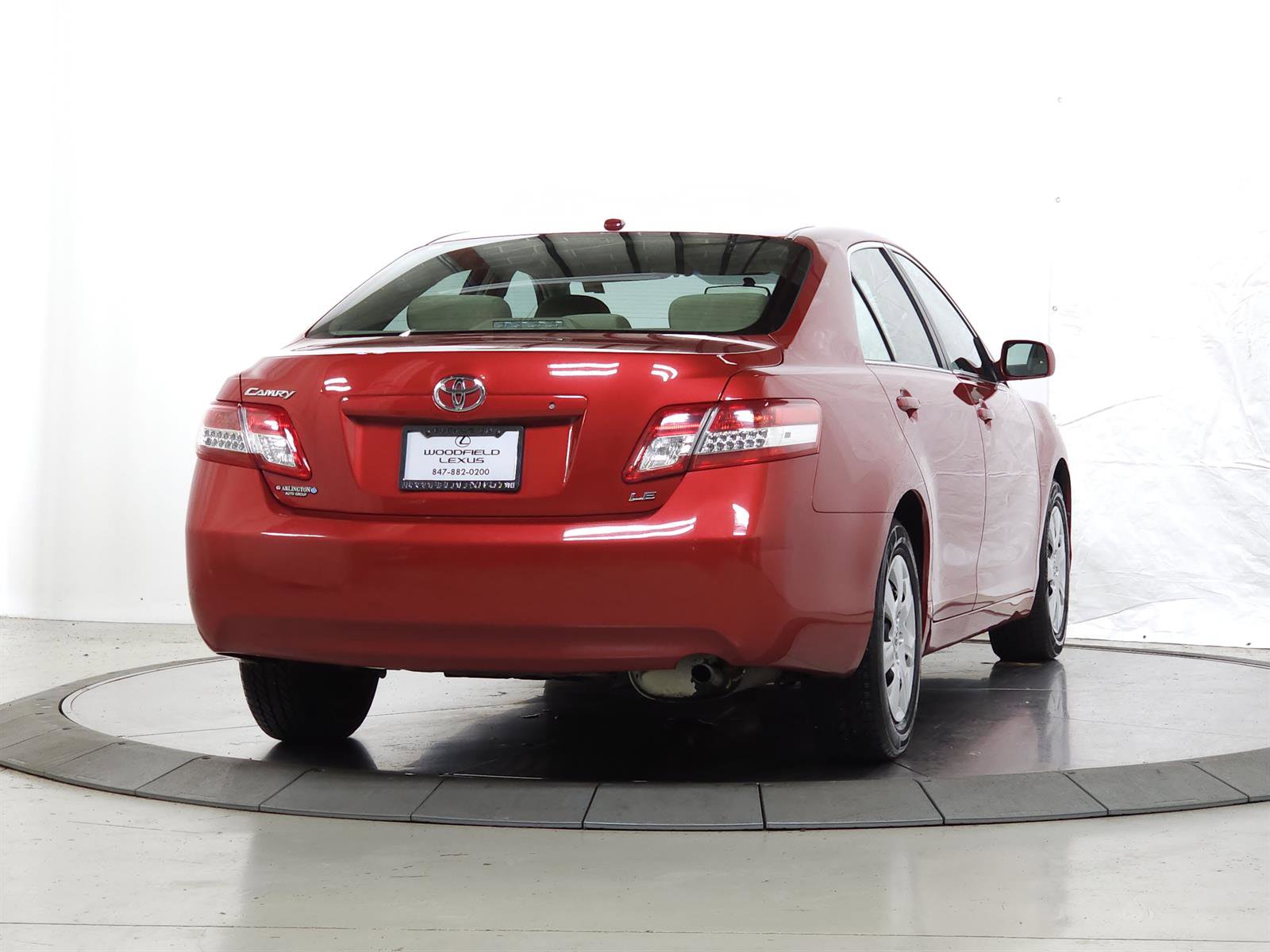 Used 2011 Toyota Camry LE image 8