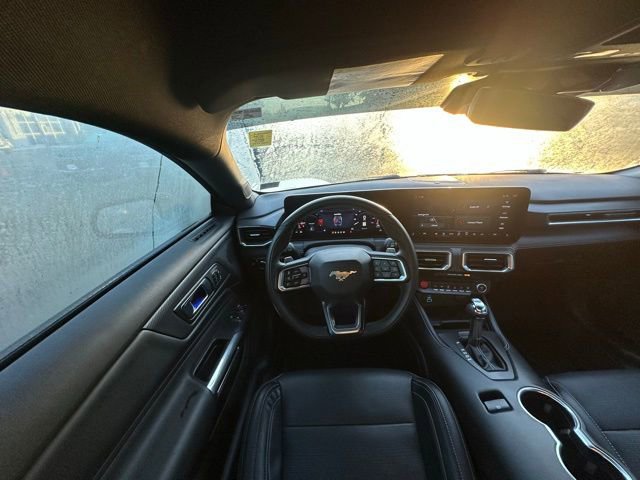 Used 2024 Ford Mustang GT Premium image 18