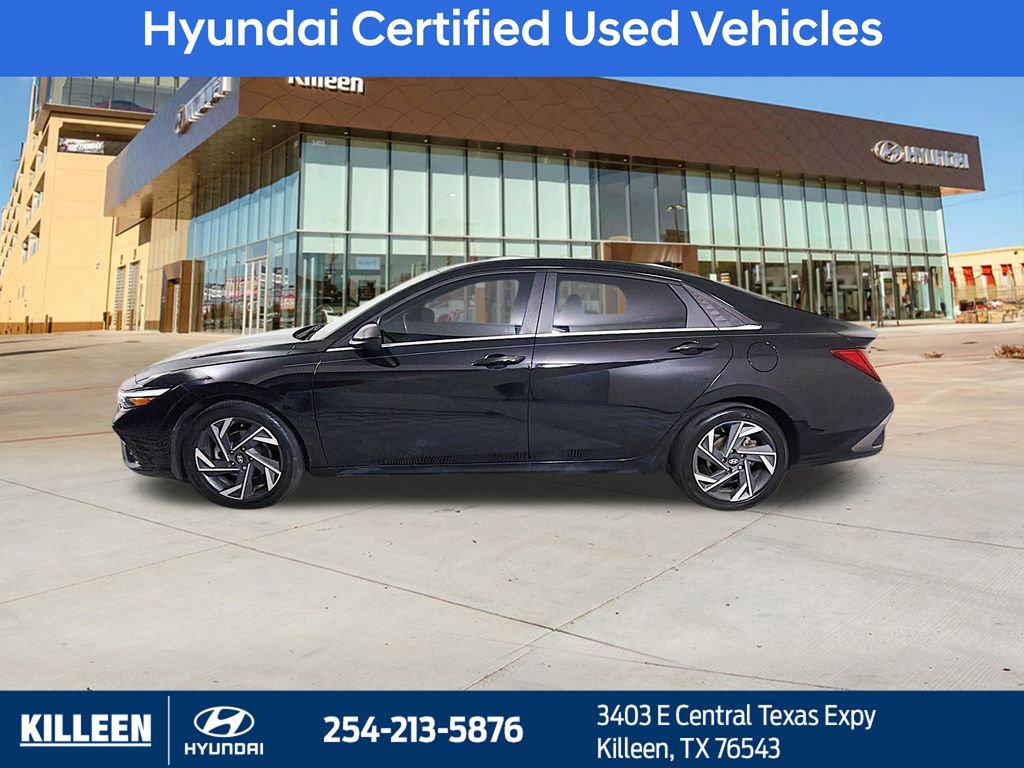 Used 2024 Hyundai Elantra SEL w/ Convenience Package FWD image 2