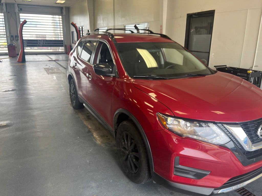 Used 2017 Nissan Rogue SV w/ Midnight Edition Package