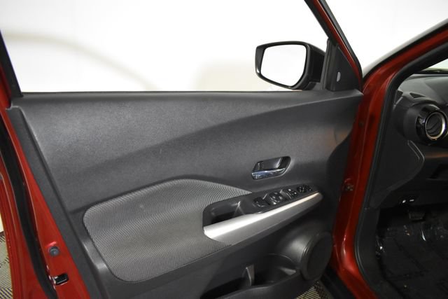 Used 2020 Nissan Kicks SV FWD image 7