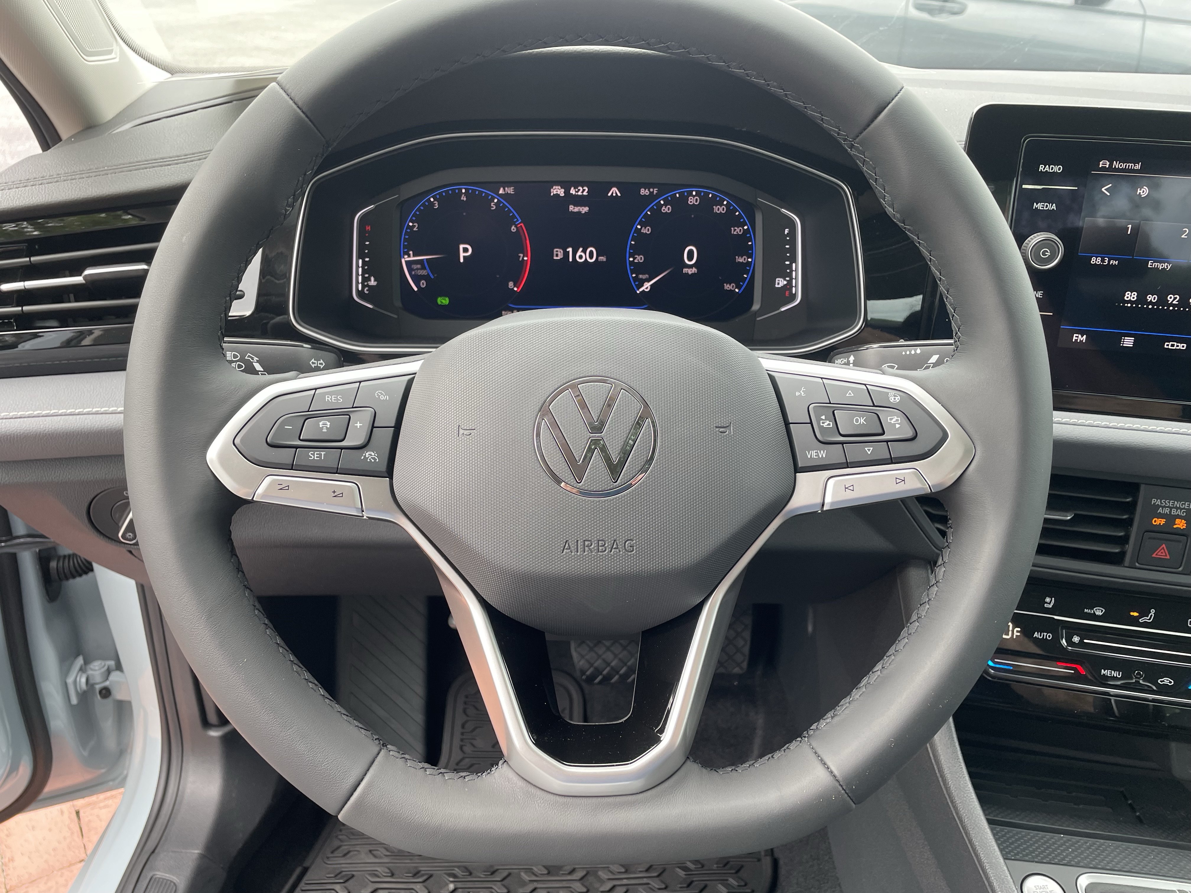 New 2026 Volkswagen Jetta SEL FWD image 17
