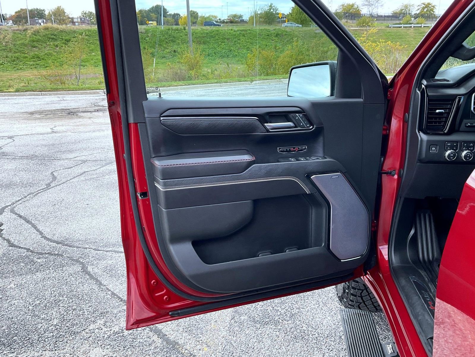 Certified 2023 GMC Sierra 1500 AT4X image 9