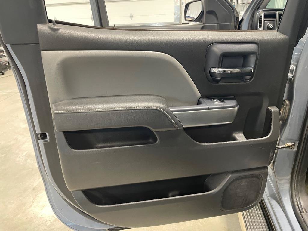 Used 2015 Chevrolet Silverado 1500 LT w/ LT Convenience Package AWD/4WD image 17