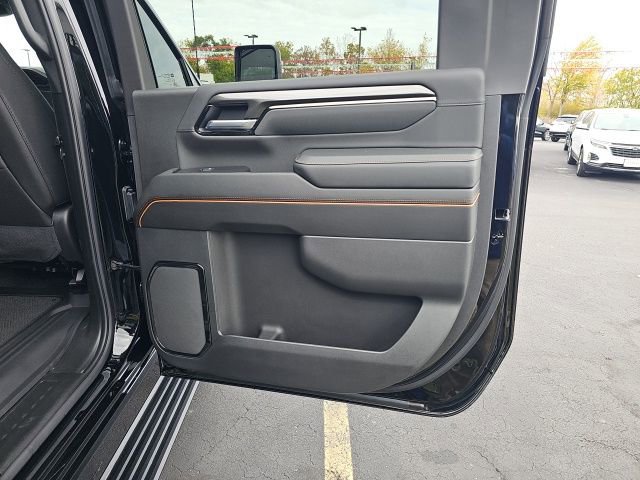 Used 2025 GMC Sierra 2500 AT4 w/ AT4 Premium Plus Package image 12