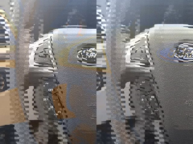 Used 2014 Ford Fusion SE FWD image 24