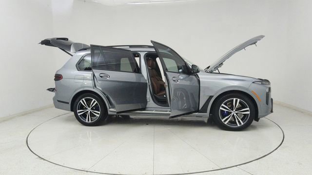 Used 2026 BMW X7 xDrive40i image 31