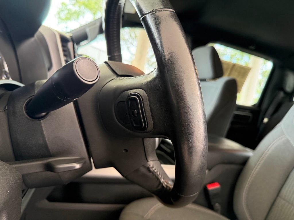 Used 2023 RAM 1500 Big Horn RWD image 41