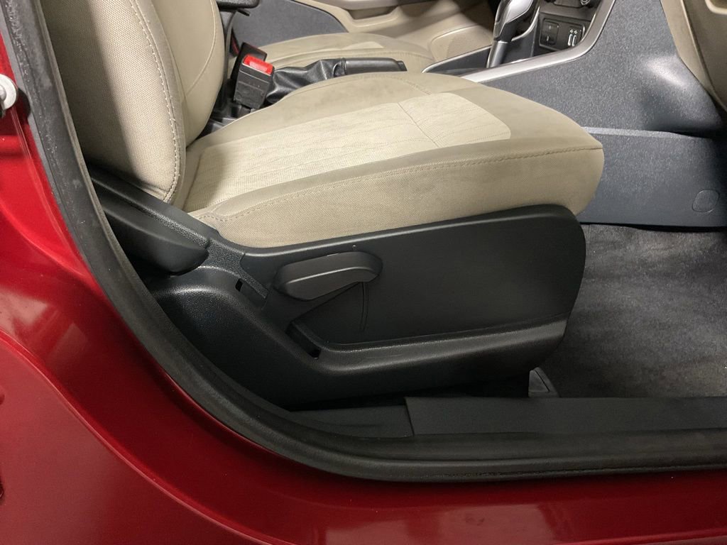 Used 2019 Ford EcoSport SE w/ SE Convenience Package FWD image 40