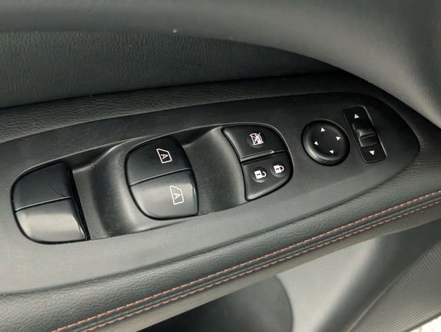 Used 2019 Nissan Pathfinder SL image 12