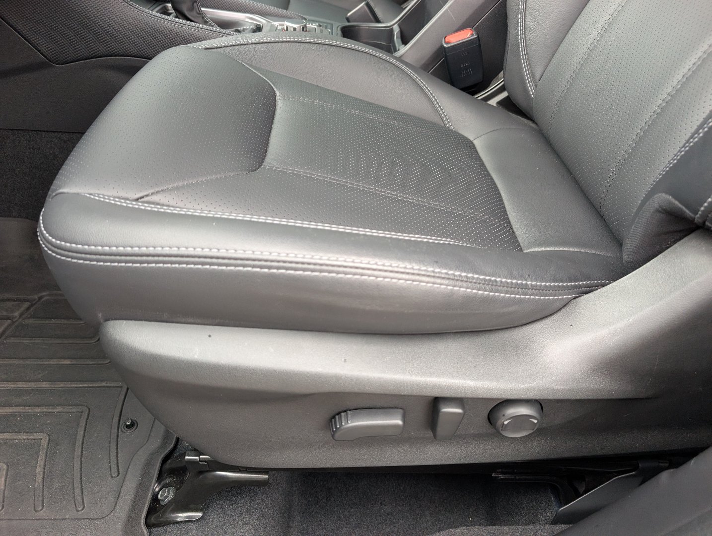 Used 2023 Subaru Forester Touring AWD/4WD image 22