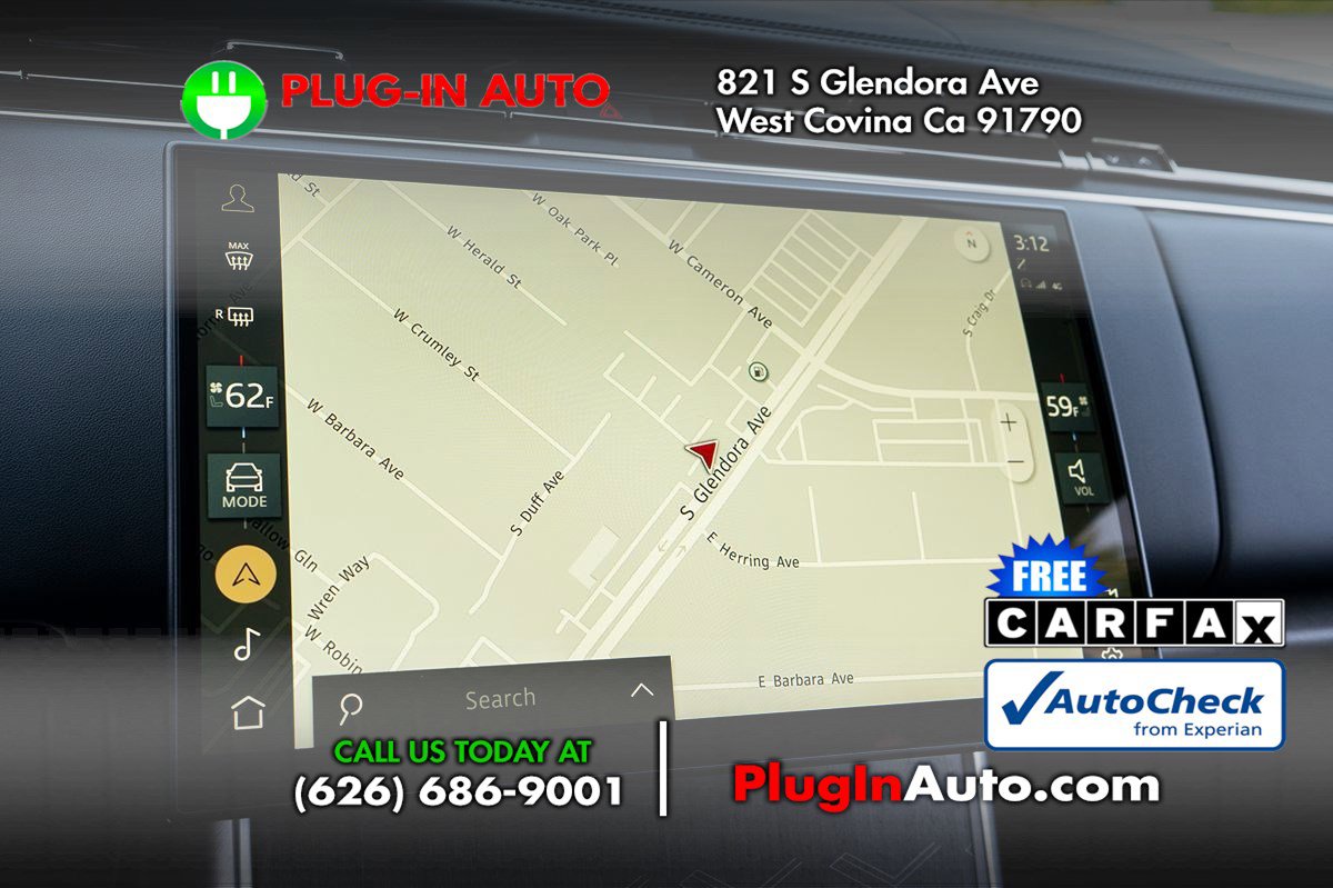 Used 2025 Land Rover Range Rover SV image 29