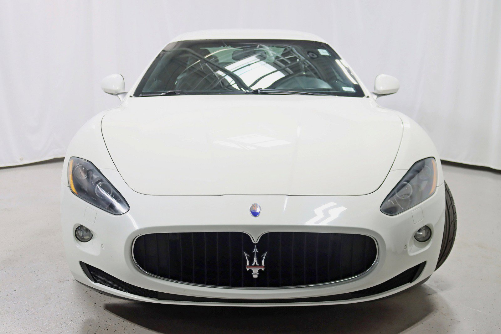 Used 2009 Maserati GranTurismo S image 8