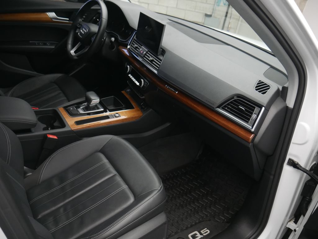 Certified 2023 Audi Q5 2.0T Premium w/ Convenience Package AWD/4WD image 26