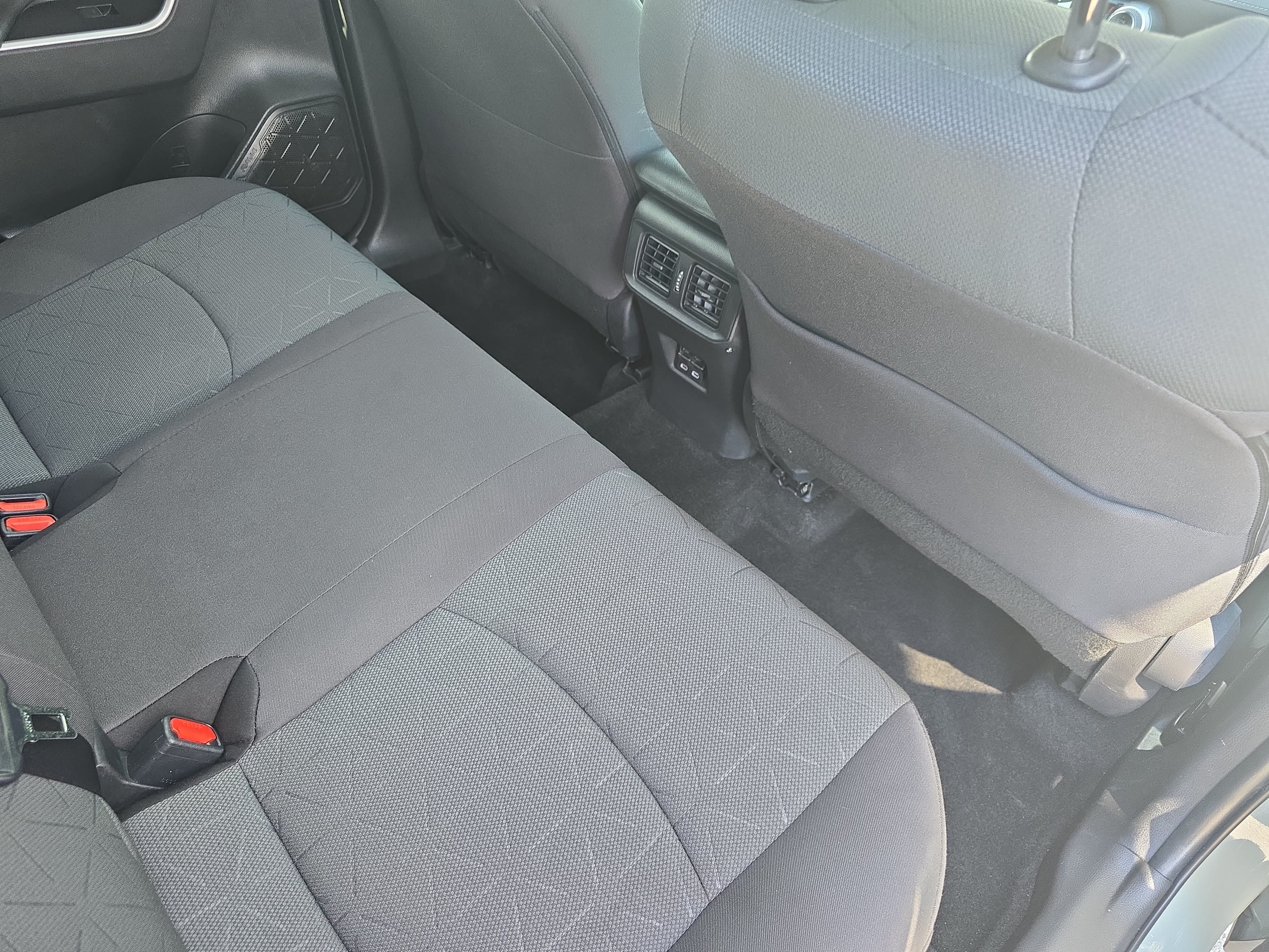 Used 2023 Toyota RAV4 XLE w/ Convenience Package AWD/4WD image 11