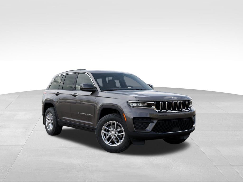 New 2025 Jeep Grand Cherokee Laredo X w/ Trailer Tow Package image 5