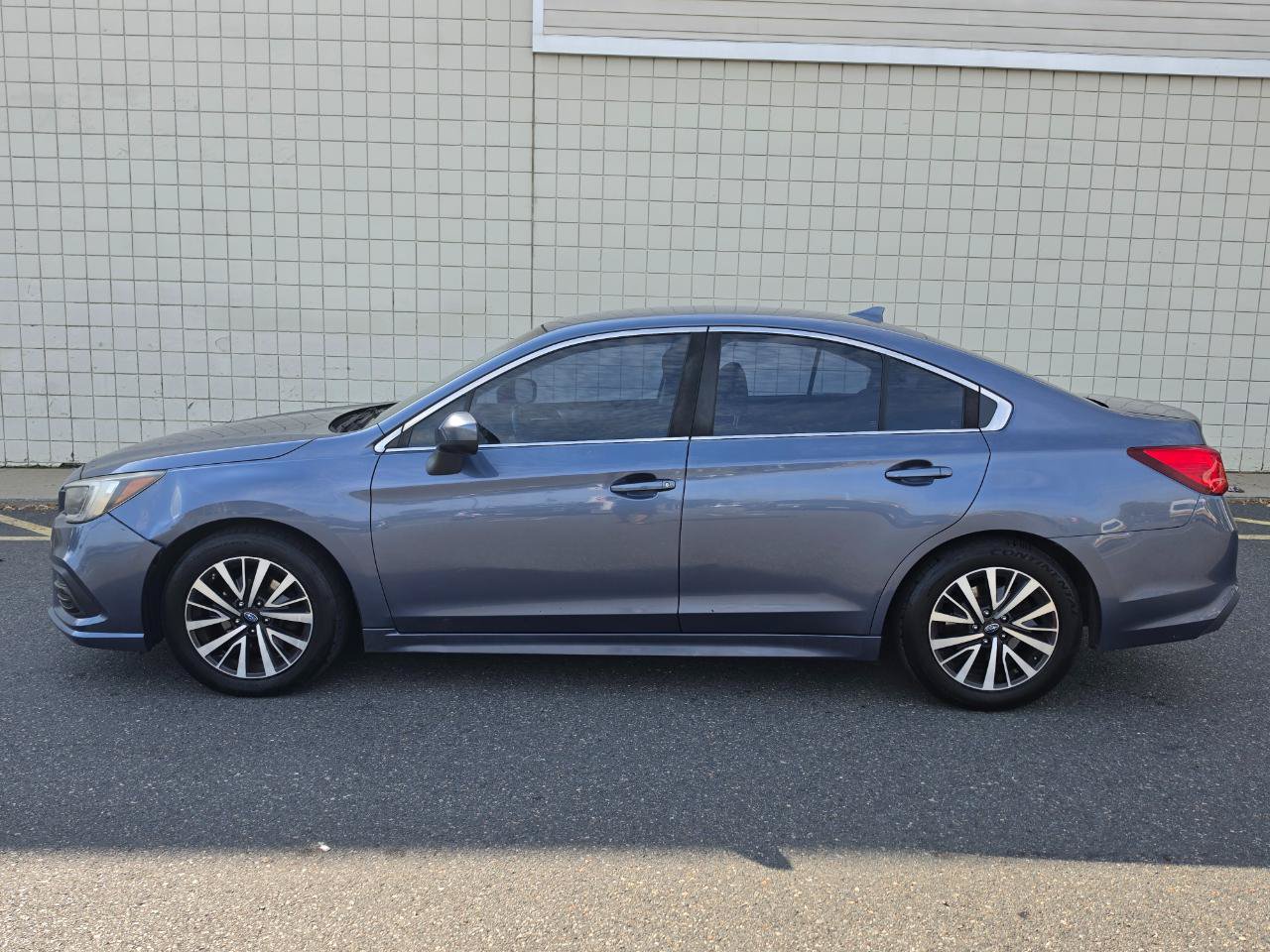 Used 2018 Subaru Legacy 2.5i Premium AWD/4WD image 4