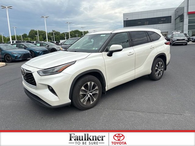 Certified 2021 Toyota Highlander XLE AWD/4WD image 20
