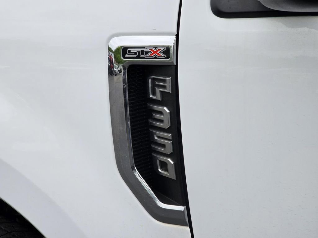 Used 2022 Ford F350 XL w/ STX Appearance Package AWD/4WD image 7