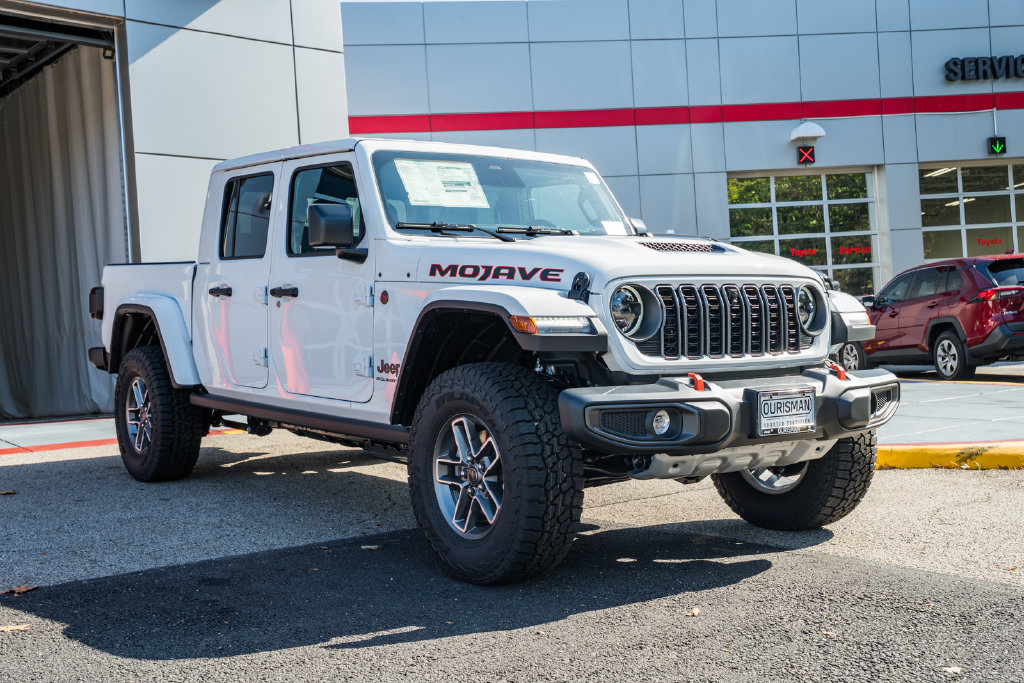 New 2027 Jeep Gladiator Mojave
