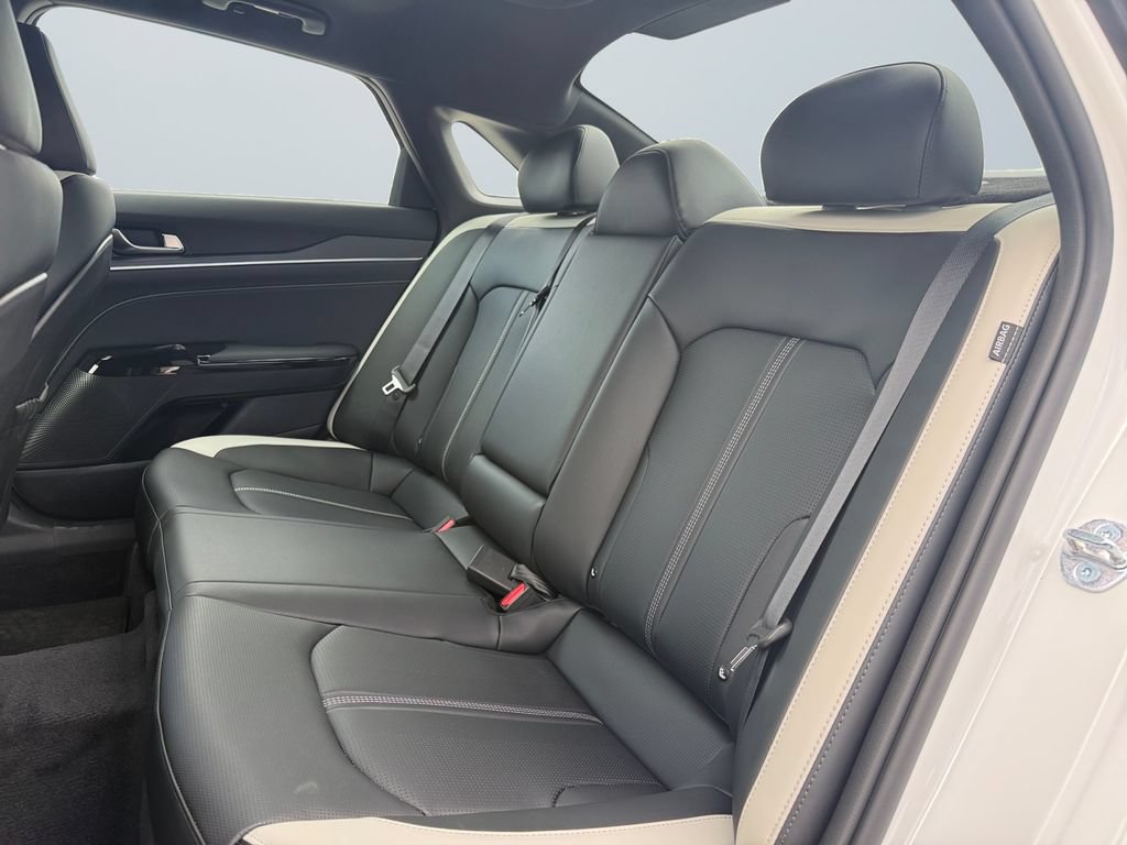 New 2026 Kia K5 GT-Line w/ GT-Line Premium Package AWD/4WD image 13