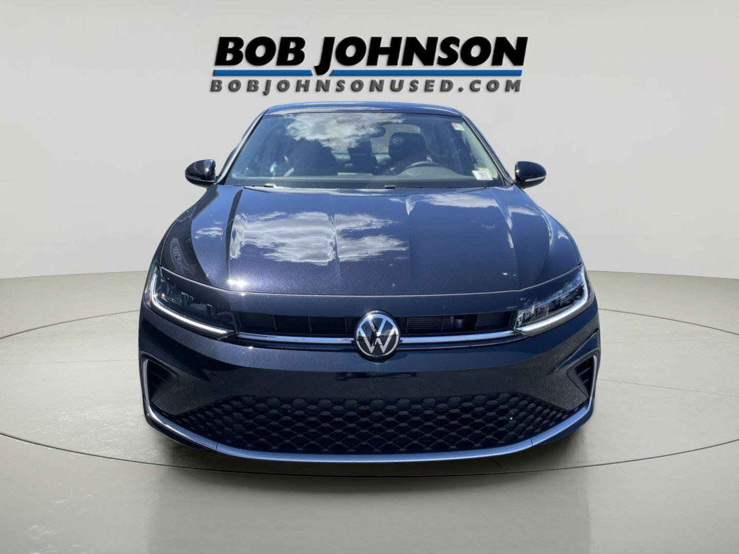 Used 2025 Volkswagen Jetta SEL FWD image 8