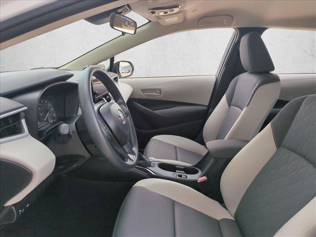 Certified 2025 Toyota Corolla LE FWD image 15