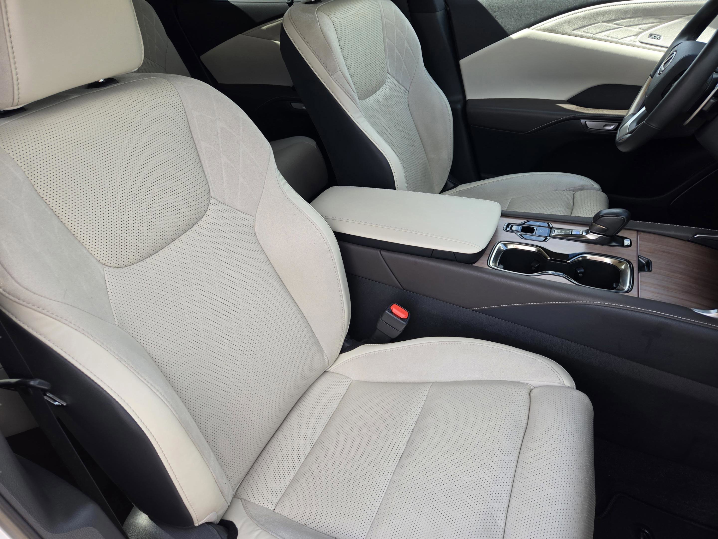 Used 2023 Lexus RX 350 FWD w/ Accessory Package image 22