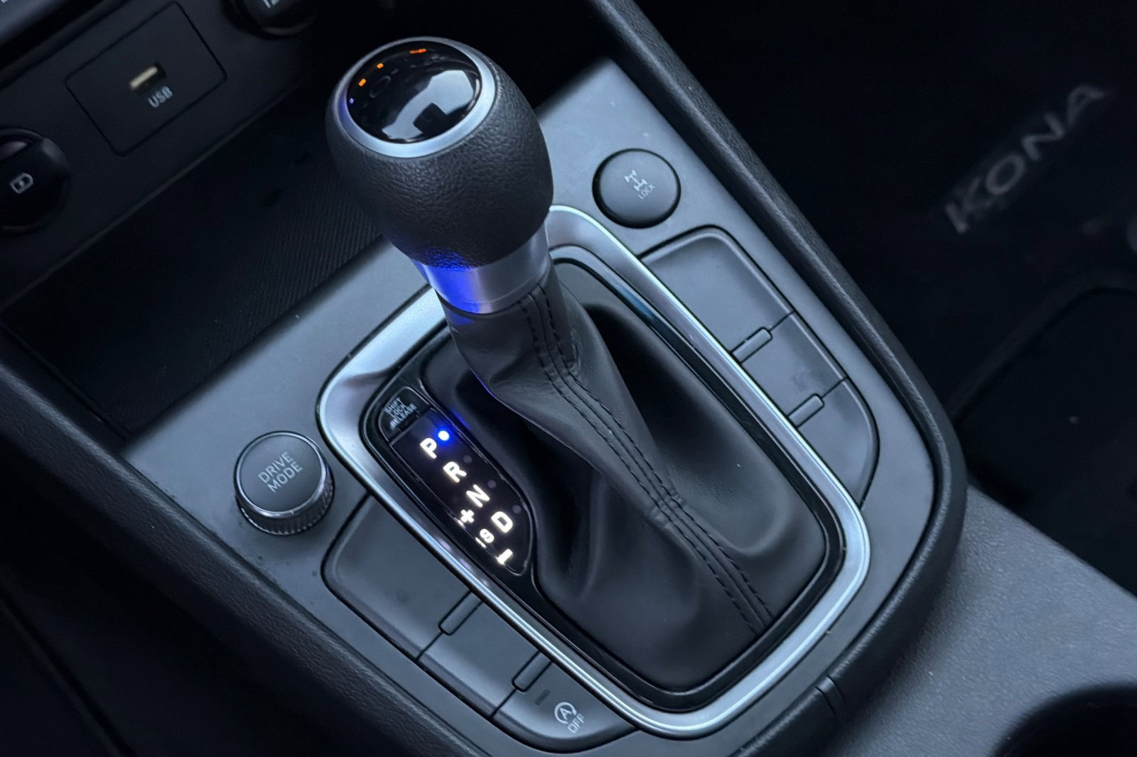 Used 2022 Hyundai Kona SE image 29