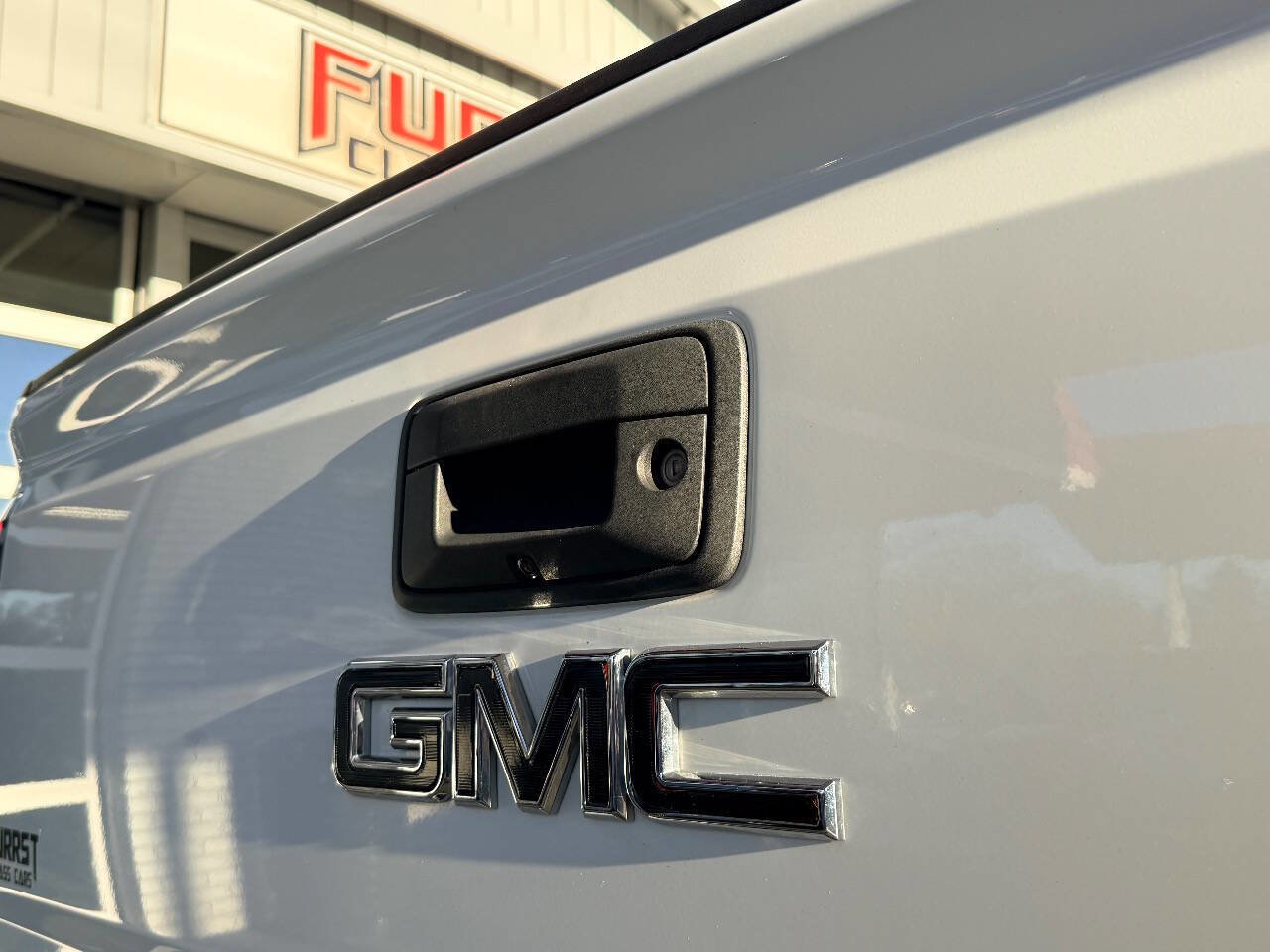 Used 2015 GMC Sierra 2500 Denali w/ Duramax Plus Package image 9