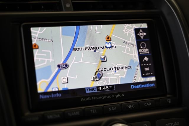 Used 2011 Audi R8 V10 AWD/4WD image 39