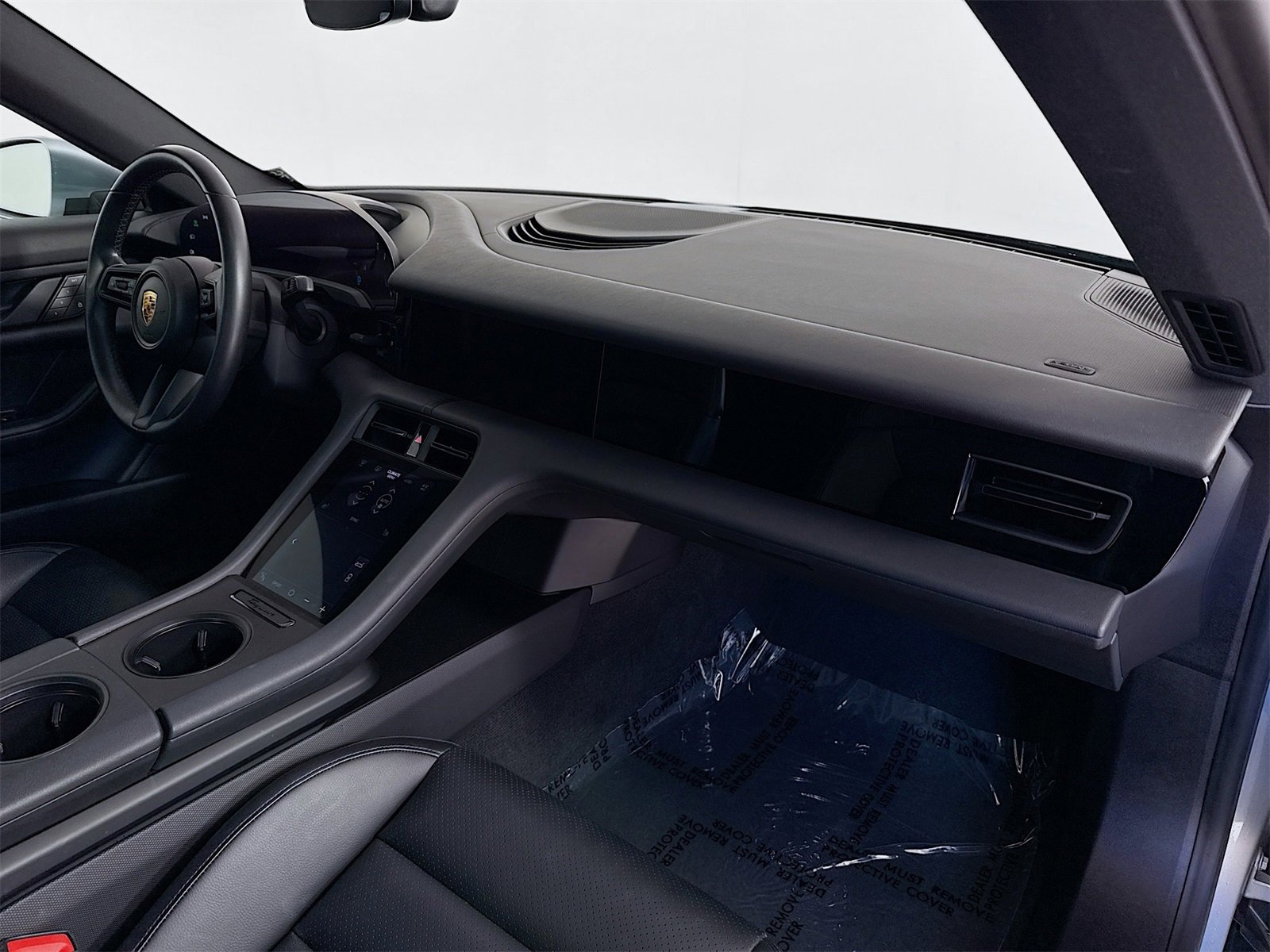 Certified 2022 Porsche Taycan image 22